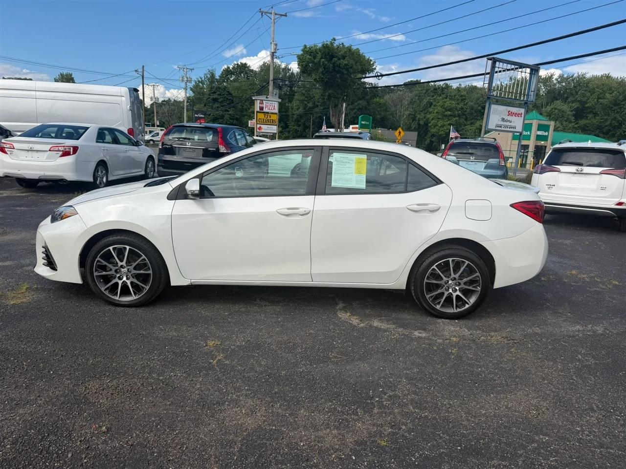 Toyota Corolla 50th Anniversary Special Edition CVT 2017