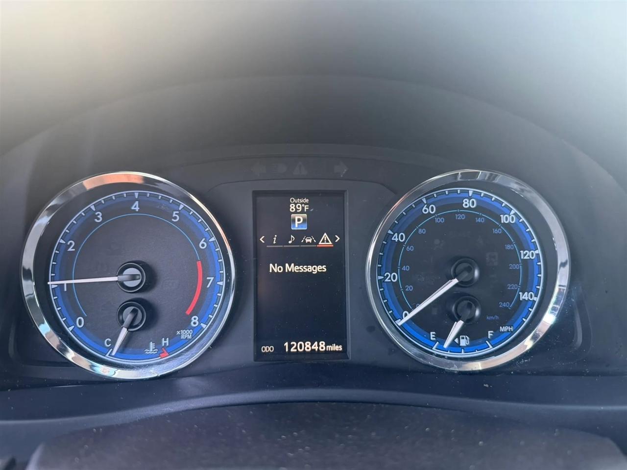 Toyota Corolla 50th Anniversary Special Edition CVT 2017