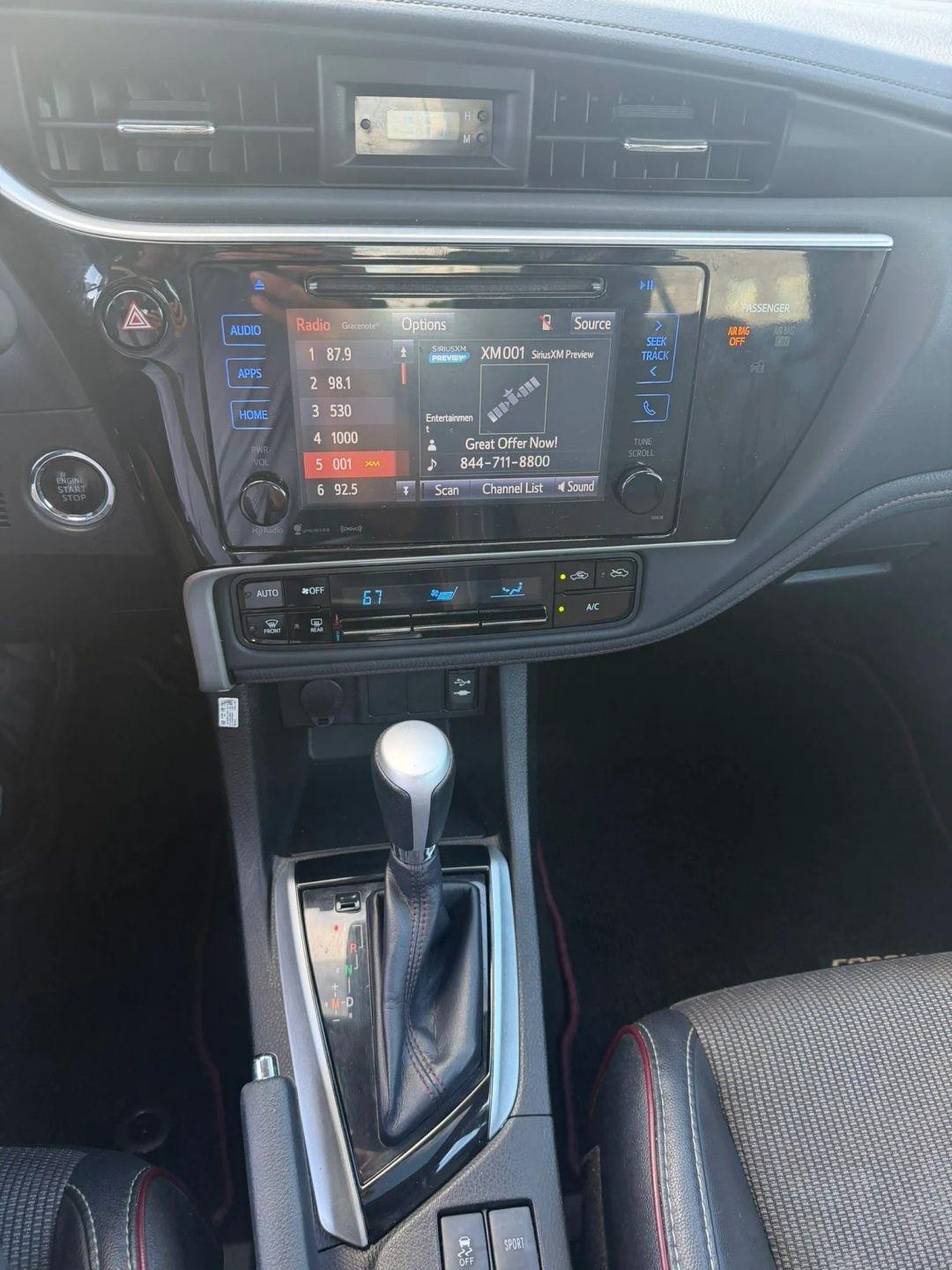 Toyota Corolla 50th Anniversary Special Edition CVT 2017