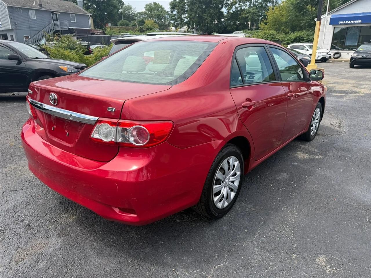 Toyota Corolla LE 4-Speed AT 2012