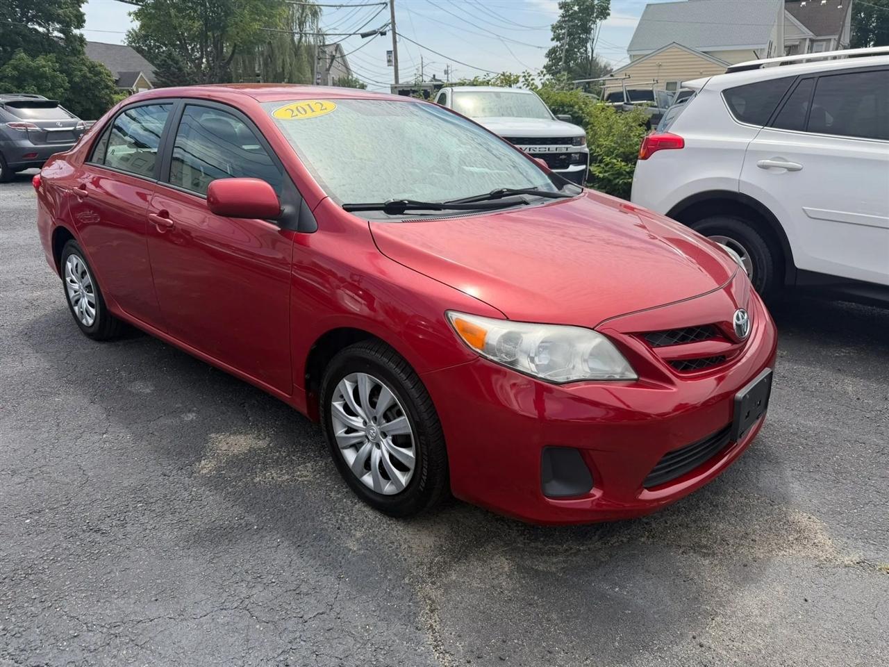 Toyota Corolla LE 4-Speed AT 2012