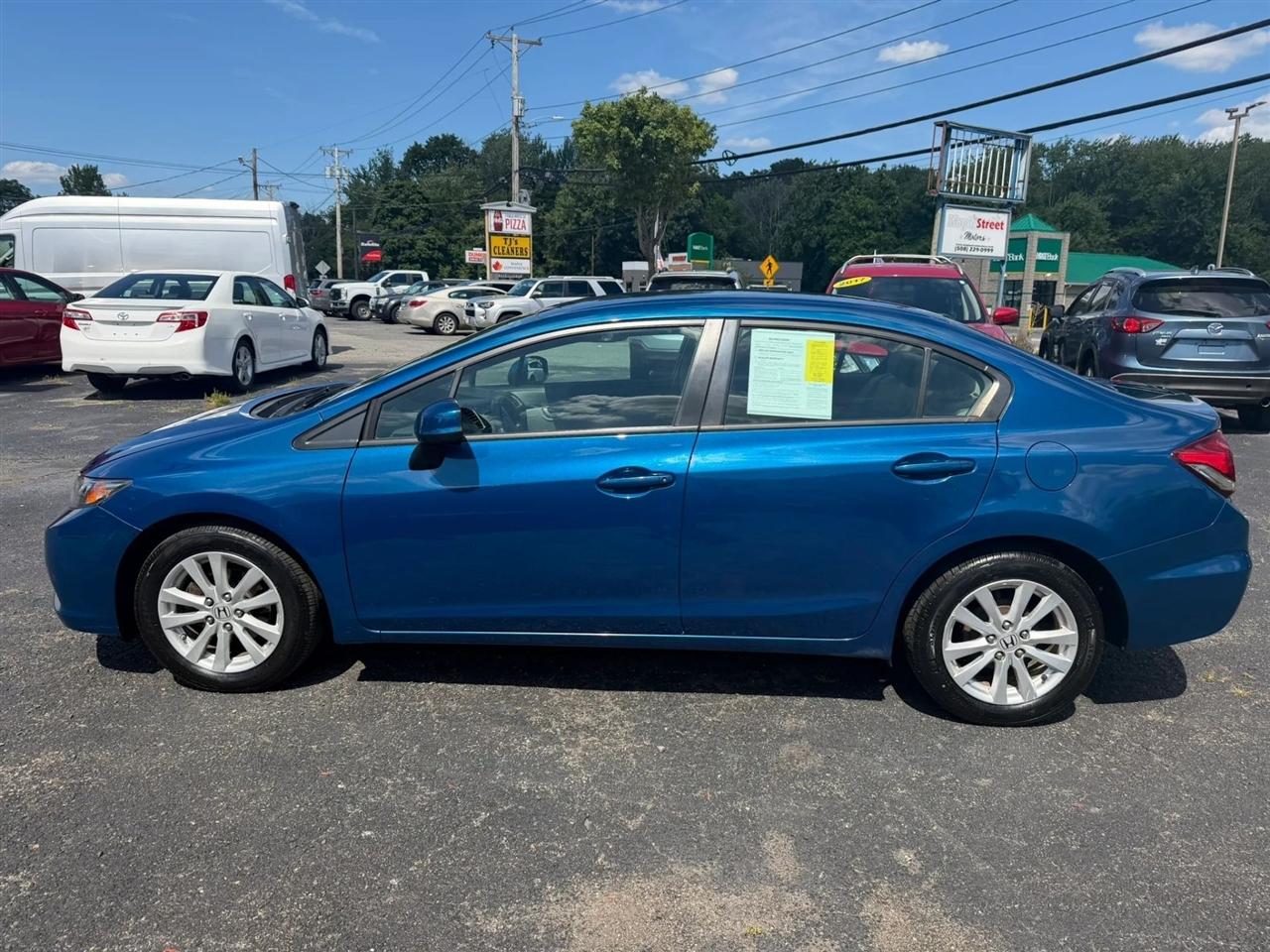 Honda Civic LX Sedan 5-Speed AT 2013