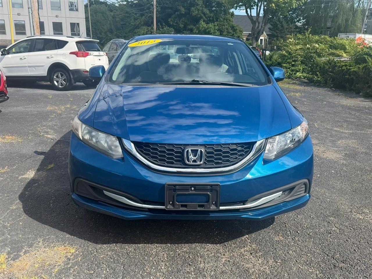Honda Civic LX Sedan 5-Speed AT 2013