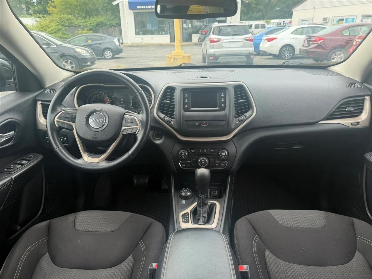 Jeep Cherokee Latitude 4WD 2016
