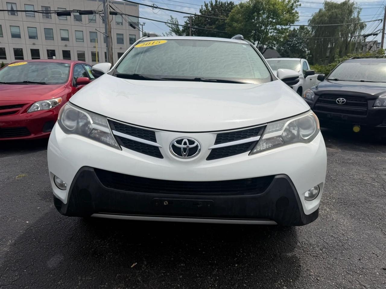 Toyota RAV4 XLE AWD 2015