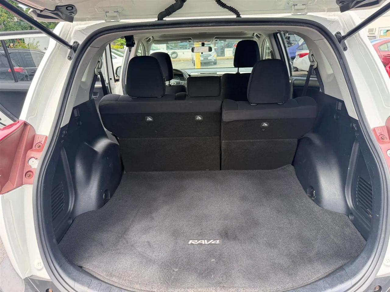 Toyota RAV4 XLE AWD 2015