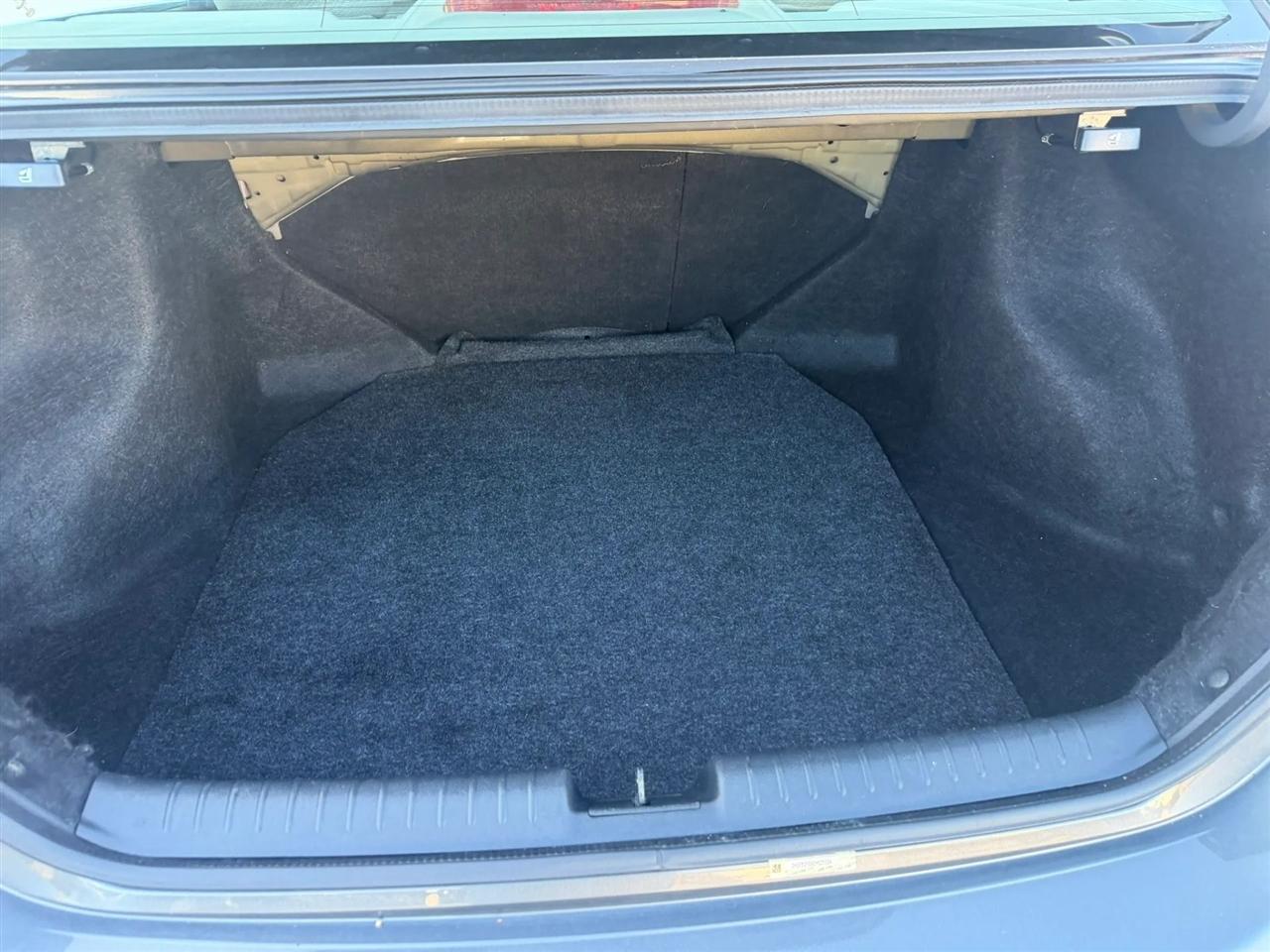 Honda Civic EX Sedan 5-Speed AT 2013