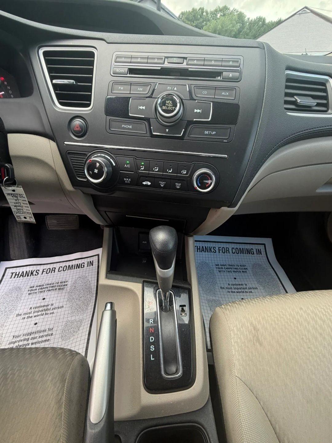 Honda Civic LX Sedan CVT 2015