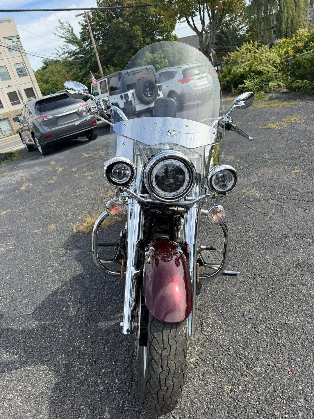 Yamaha XV1700ATS  2011