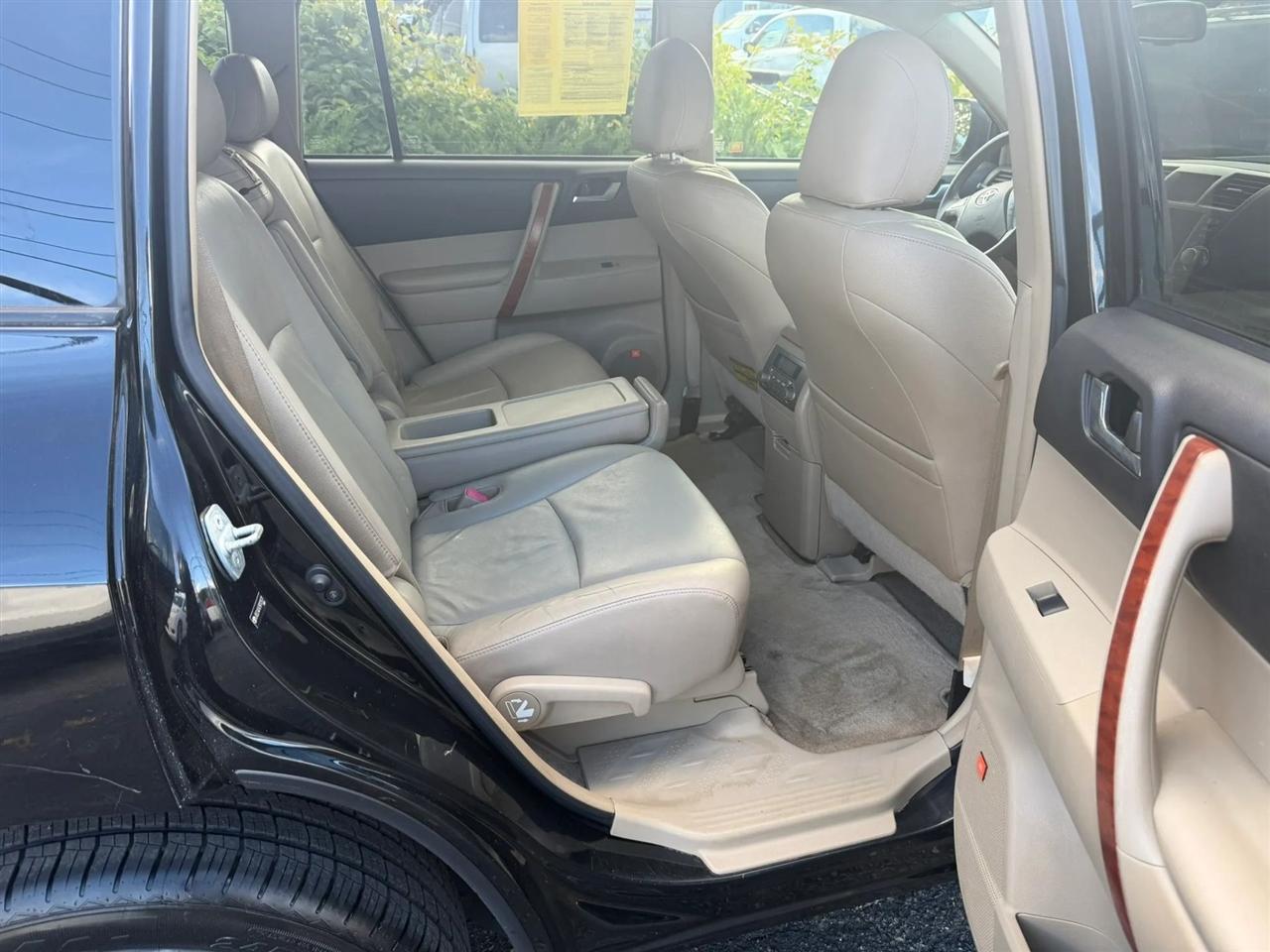 Toyota Highlander Limited 4WD 2009