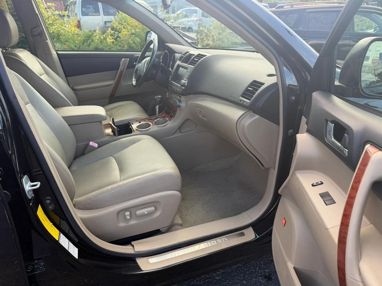 Toyota Highlander Limited 4WD 2009