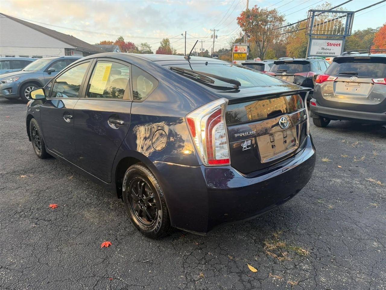 Toyota Prius Prius V 2013
