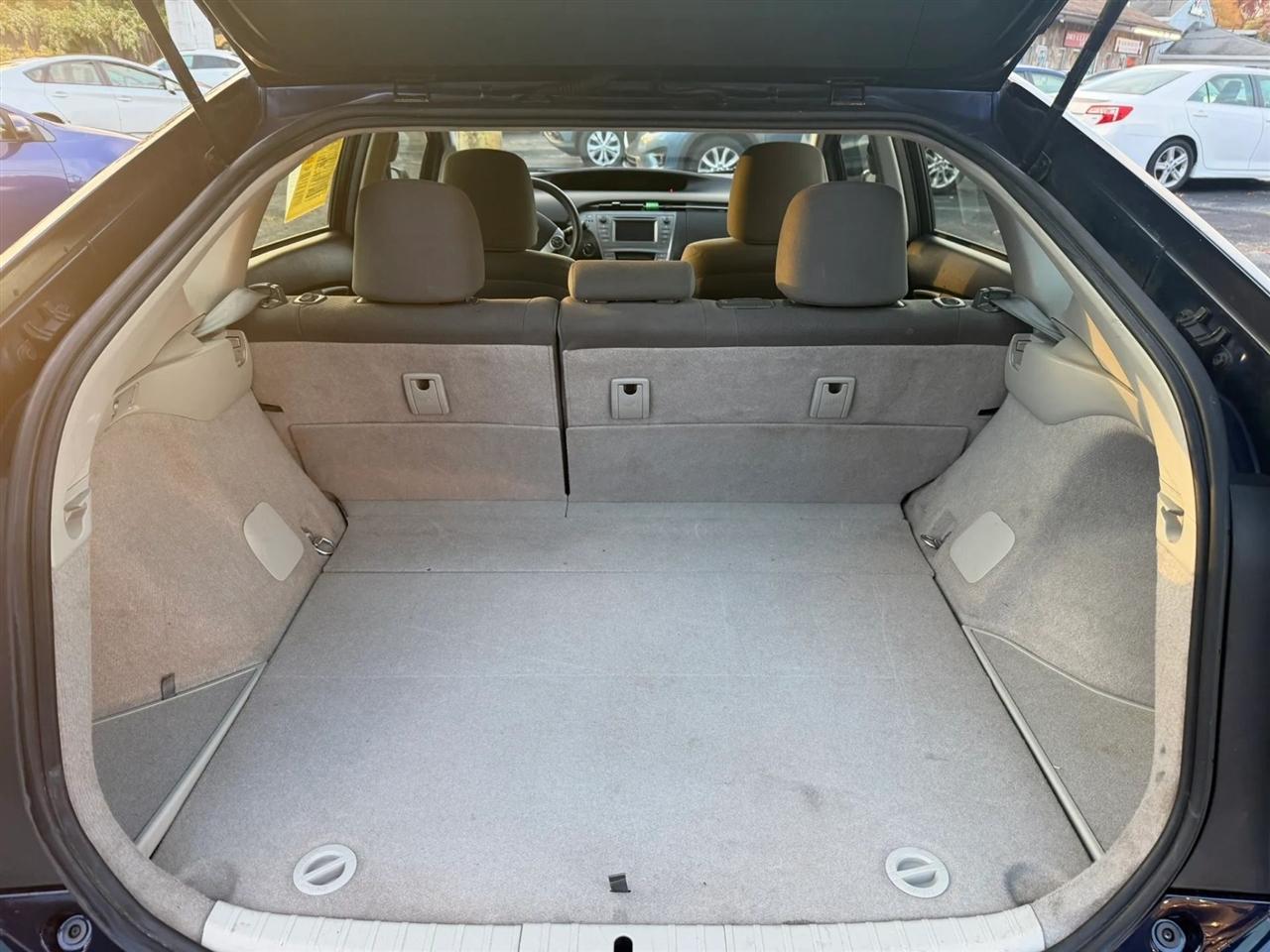 Toyota Prius Prius V 2013