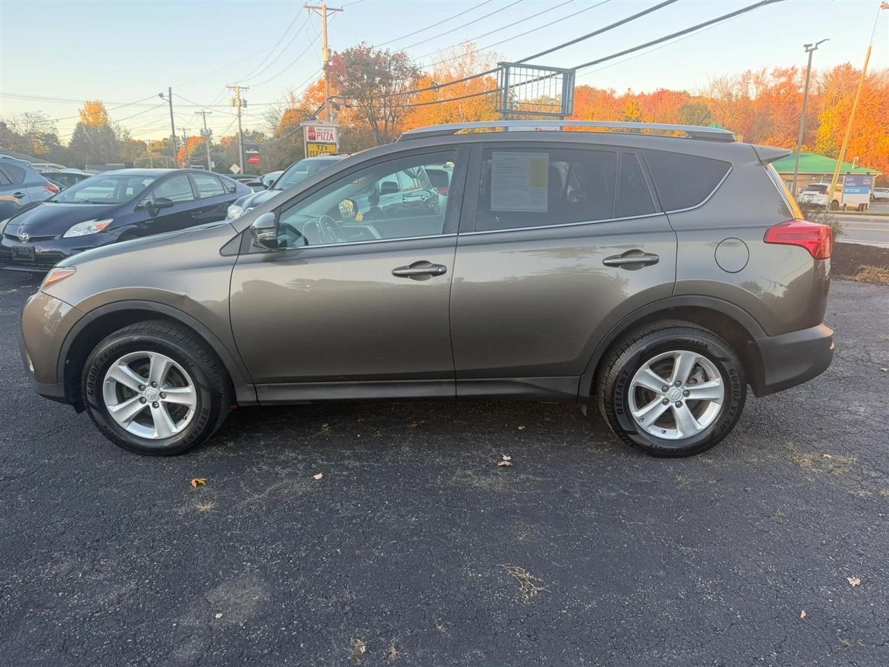 Toyota RAV4 XLE AWD 2014