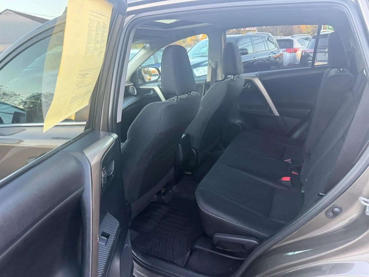 Toyota RAV4 XLE AWD 2014