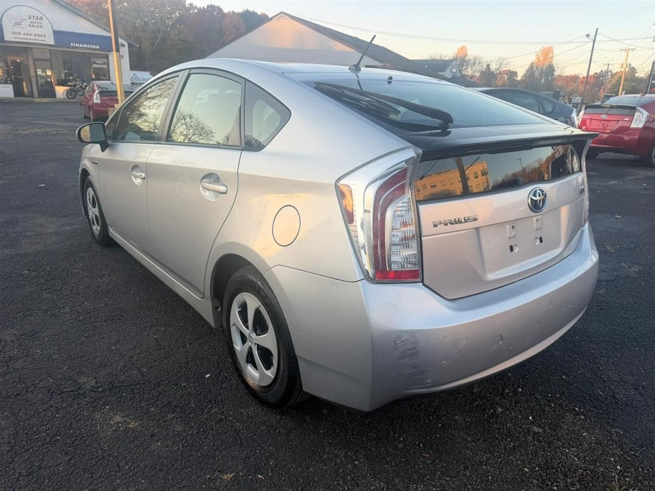 Toyota Prius Prius V 2012