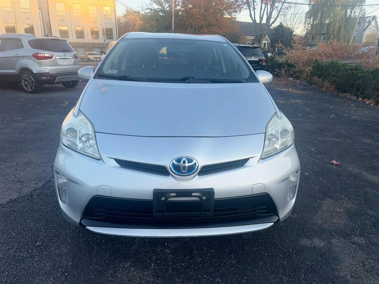 Toyota Prius Prius V 2012