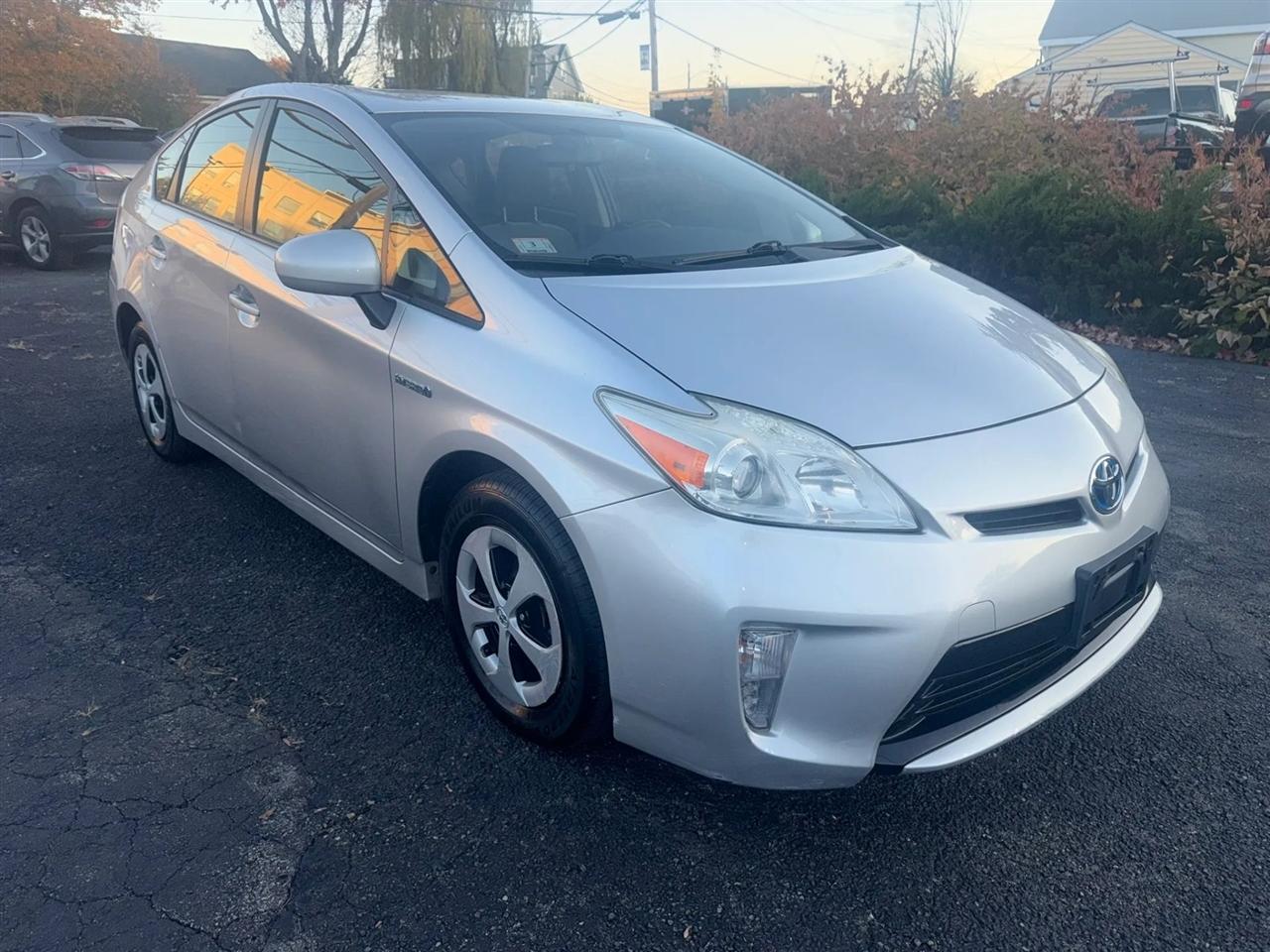 Toyota Prius Prius V 2012