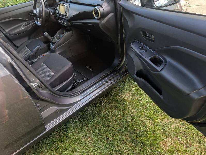 Nissan Versa S 5MT 2022