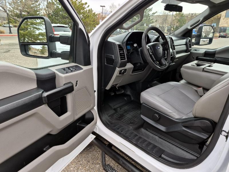Ford F-250 SD XL Crew Cab Long Bed 4WD 2019