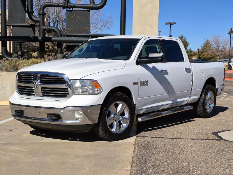 RAM 1500 Big Horn Crew Cab 4WD 2015
