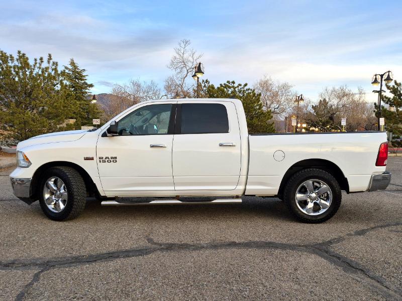 RAM 1500 Big Horn Crew Cab 4WD 2015