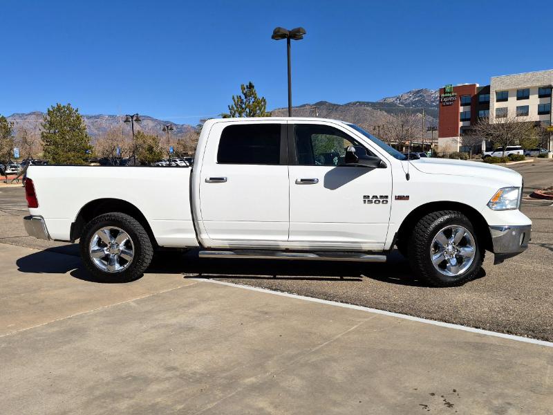 RAM 1500 Big Horn Crew Cab 4WD 2015