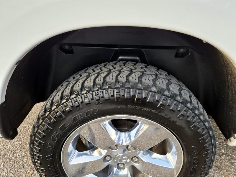 RAM 1500 Big Horn Crew Cab 4WD 2015