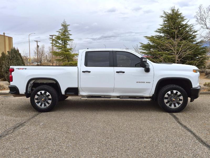 Chevrolet Silverado 2500HD Custom Crew Cab Long Box 4WD 2022
