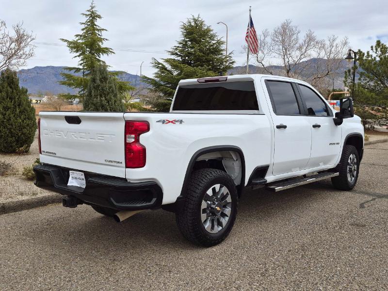 Chevrolet Silverado 2500HD Custom Crew Cab Long Box 4WD 2022