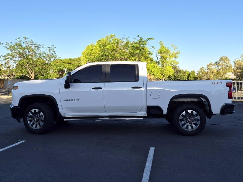 Chevrolet Silverado 2500HD Custom Crew Cab Short Box 4WD 2022