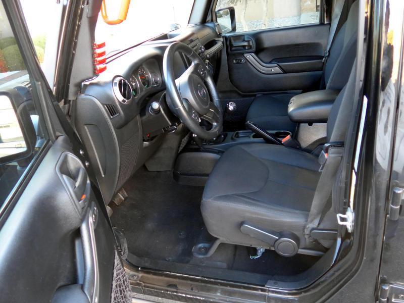 Jeep Wrangler Unlimited Sport 4WD 2015