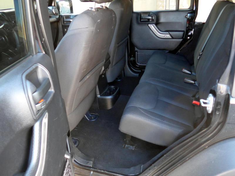 Jeep Wrangler Unlimited Sport 4WD 2015