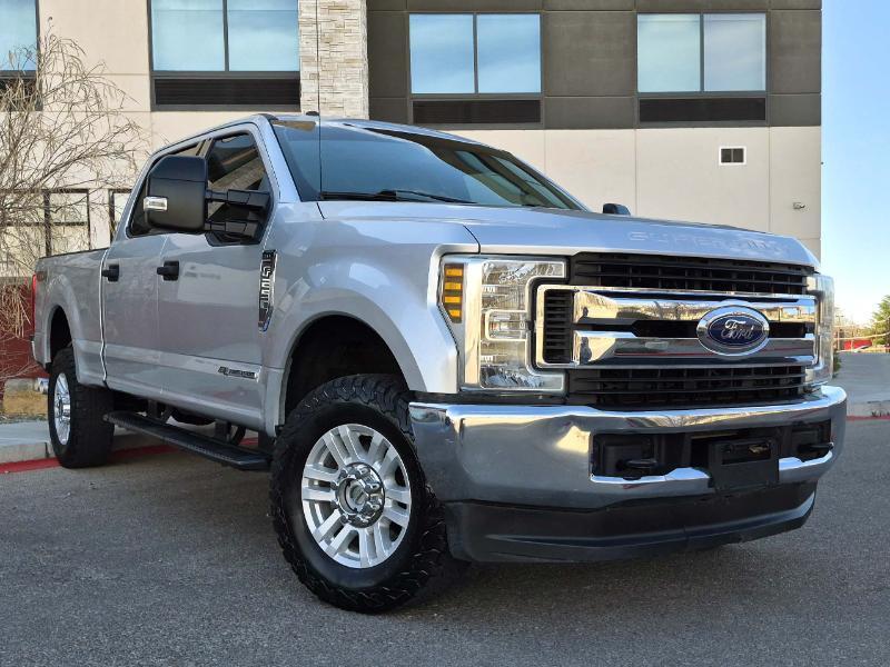 Ford F-250 SD XLT Crew Cab 4WD 2019