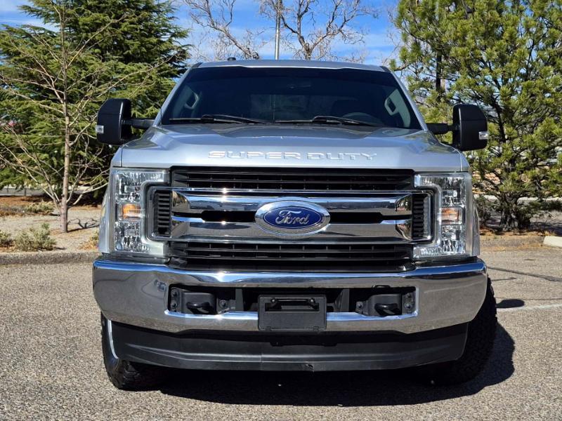 Ford F-250 SD XLT Crew Cab 4WD 2019