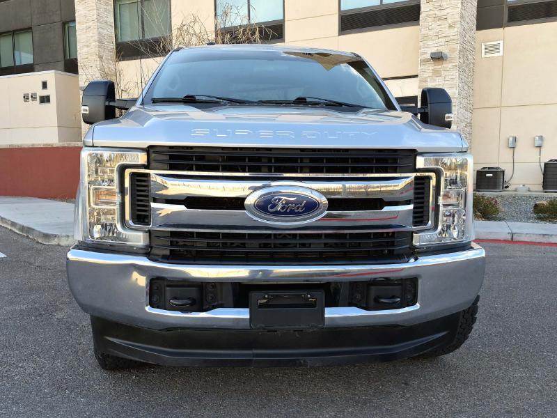 Ford F-250 SD XLT Crew Cab 4WD 2019