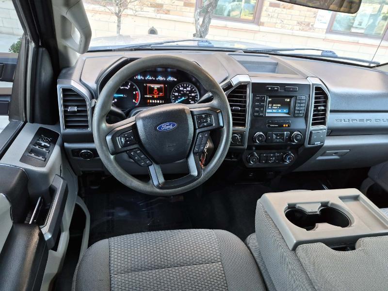 Ford F-250 SD XLT Crew Cab 4WD 2019
