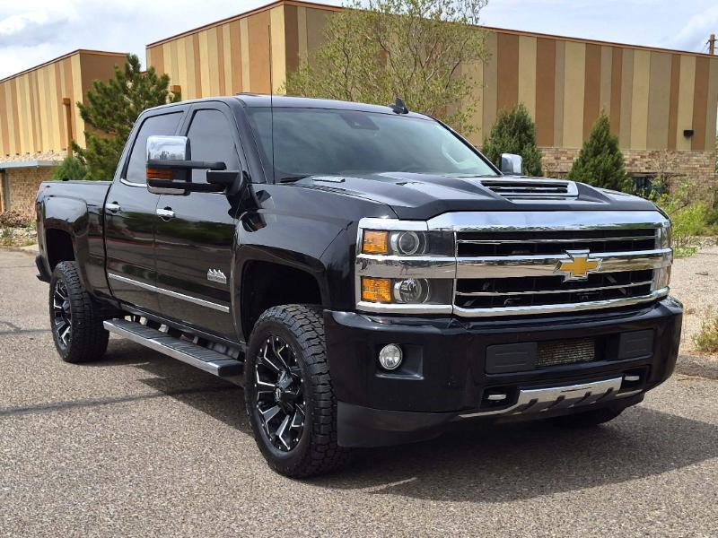 Chevrolet Silverado 2500HD 4WD Crew Cab 153.7" High Country 2018