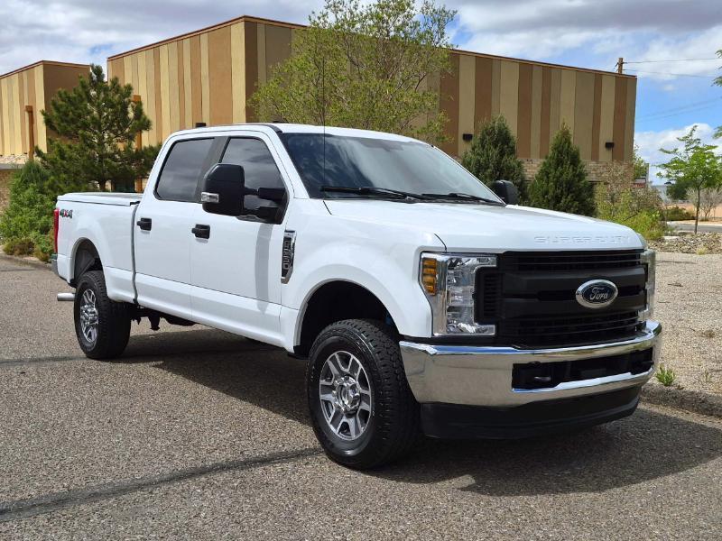 Ford F-250 SD XL Crew Cab 4WD 2019