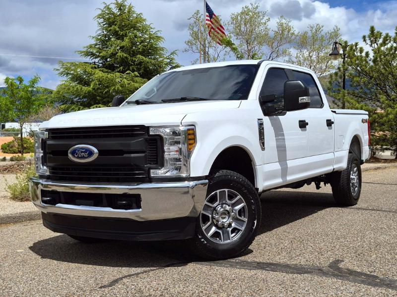 Ford F-250 SD XL Crew Cab Short Bed 4WD 2019
