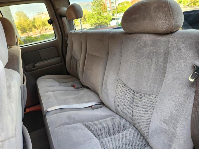 Chevrolet Silverado 2500HD LS Ext. Cab 4WD 2004