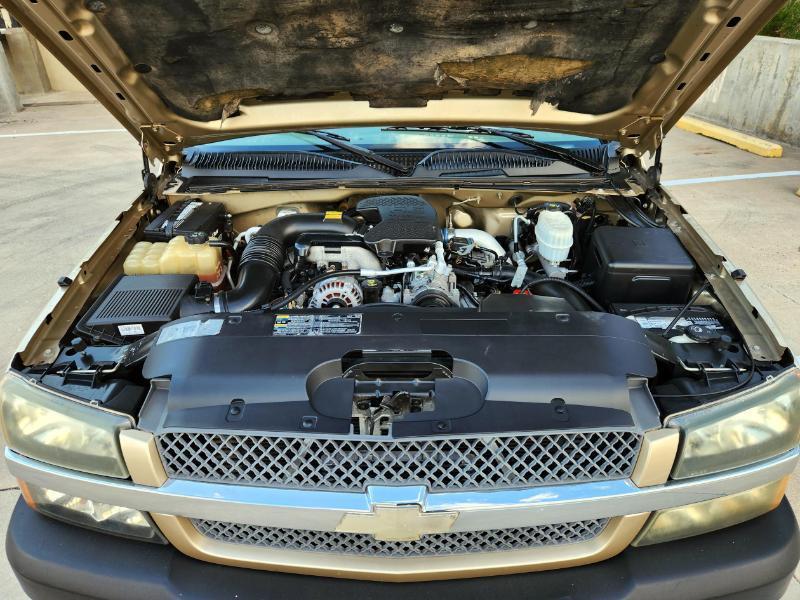 Chevrolet Silverado 2500HD LS Ext. Cab 4WD 2004