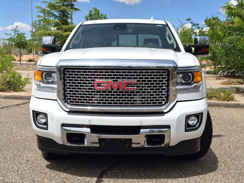GMC Sierra 2500HD Denali Crew Cab 4WD 2015