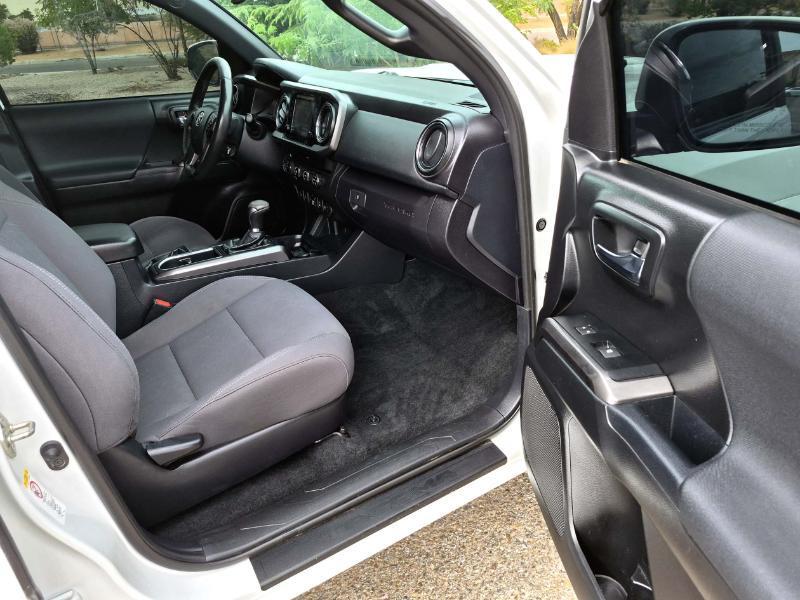 Toyota Tacoma SR5 Double Cab 4WD V6 2019