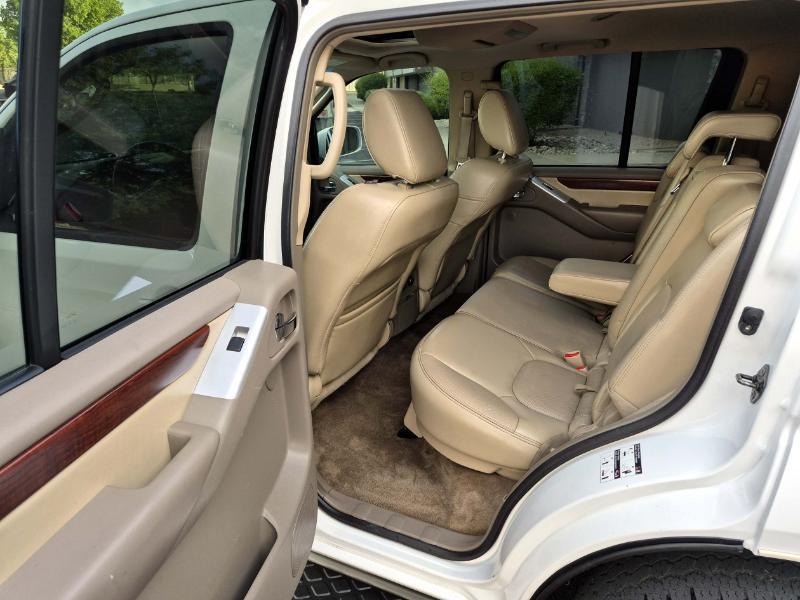 Nissan Pathfinder LE 4WD 2011