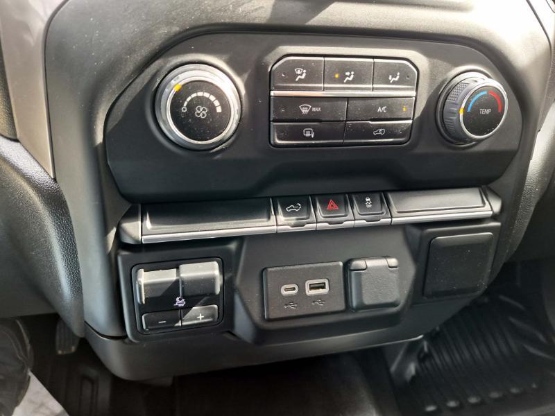 Chevrolet Silverado 2500HD Work Truck Crew Cab Short Bed 4WD 2023