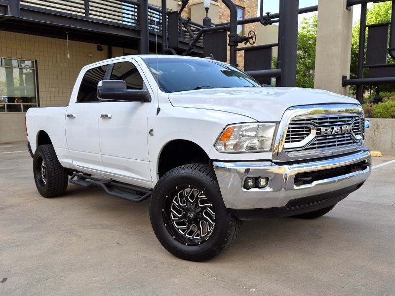 RAM 2500 SLT Crew Cab 4WD 2015