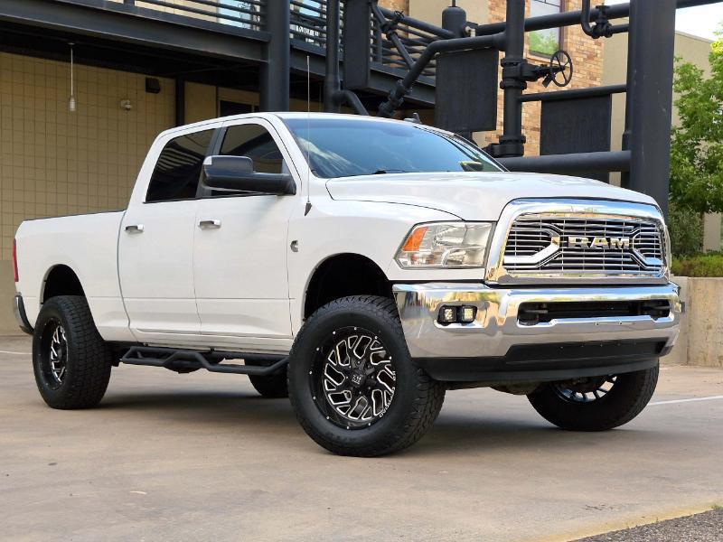 RAM 2500 SLT Crew Cab 4WD 2015