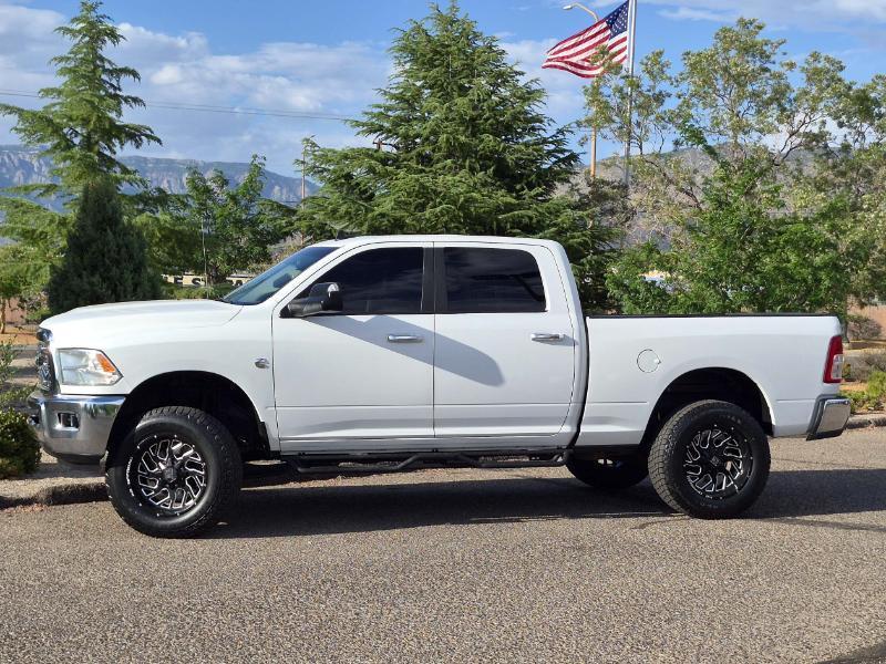 RAM 2500 SLT Crew Cab 4WD 2015