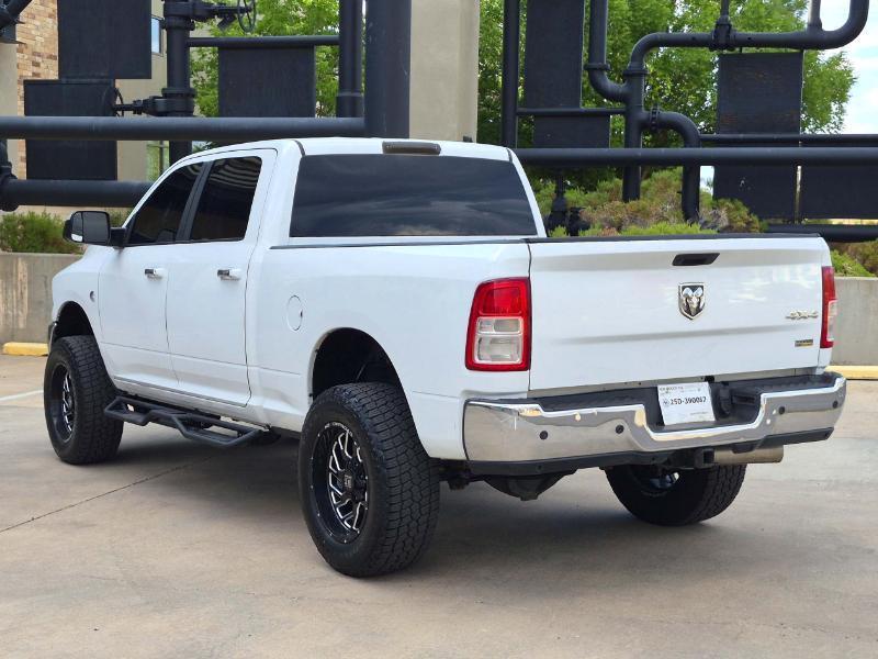 RAM 2500 SLT Crew Cab 4WD 2015